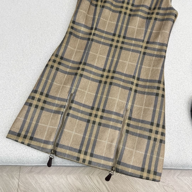 Bv*b*rry dress
